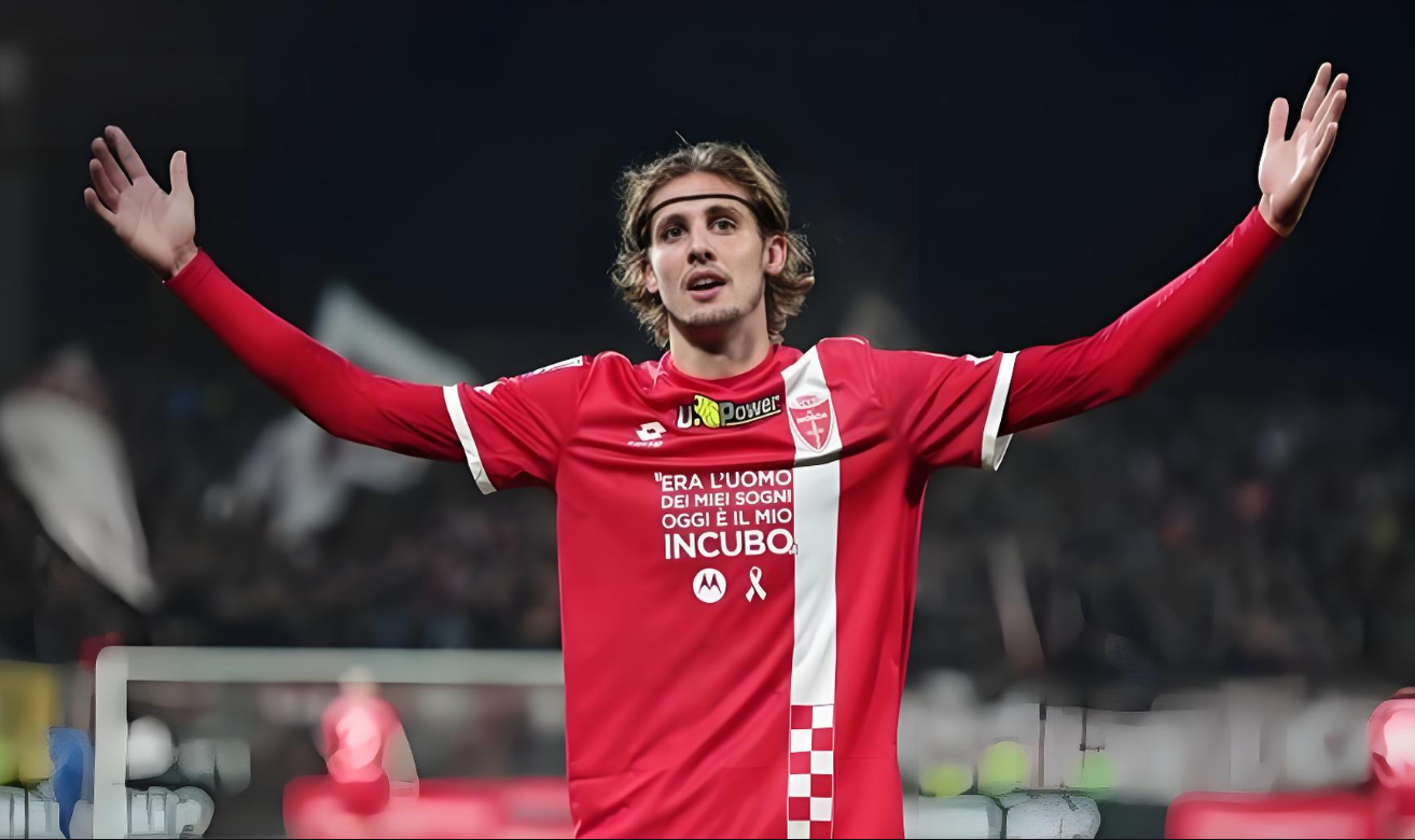 包含乌迪内斯签下年轻前锋,展望未来的词条 包含乌迪内斯签下年轻前锋,展望未来的词条