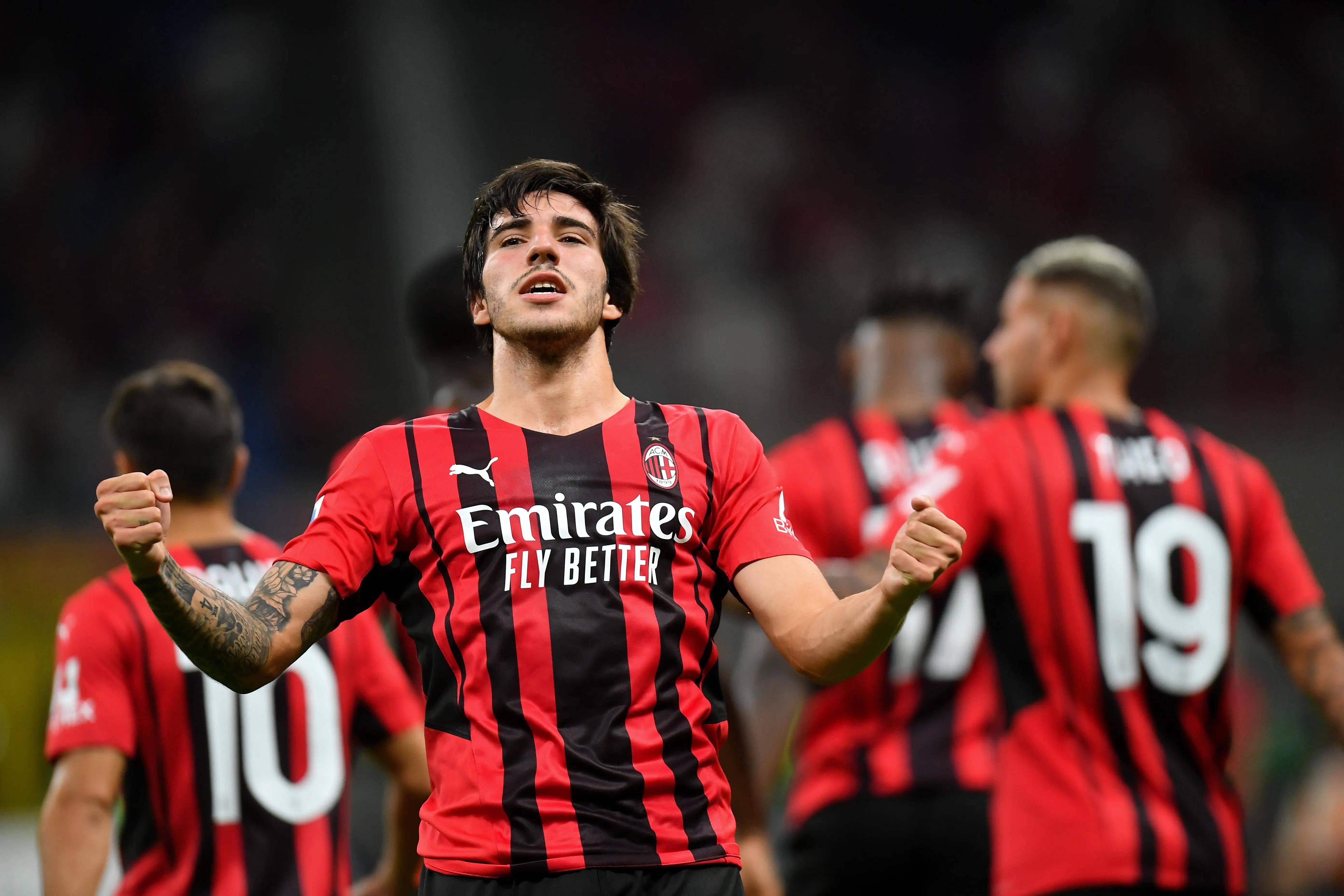 雷火电竞下载-意大利篮球联赛半决赛：米兰之星击败对手晋级