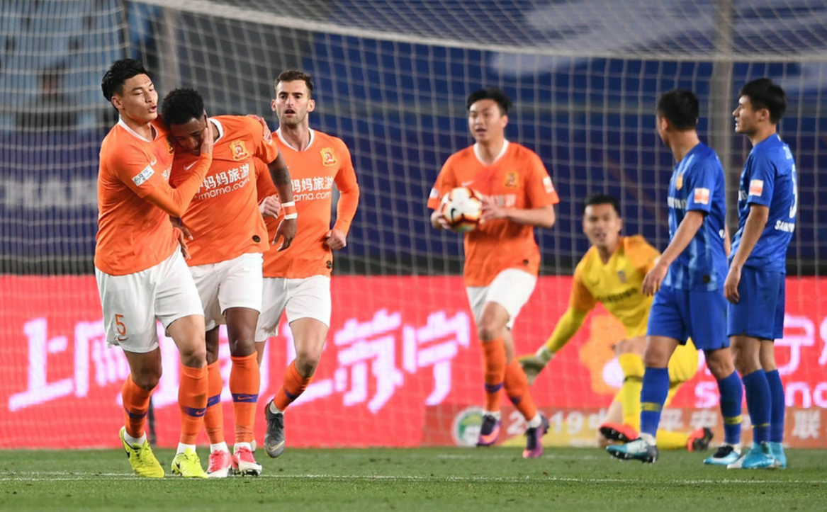 广州恒大发挥出色,逆转擒胜江苏苏宁的简单介绍 广州恒大发挥出色,逆转擒胜江苏苏宁的简单介绍