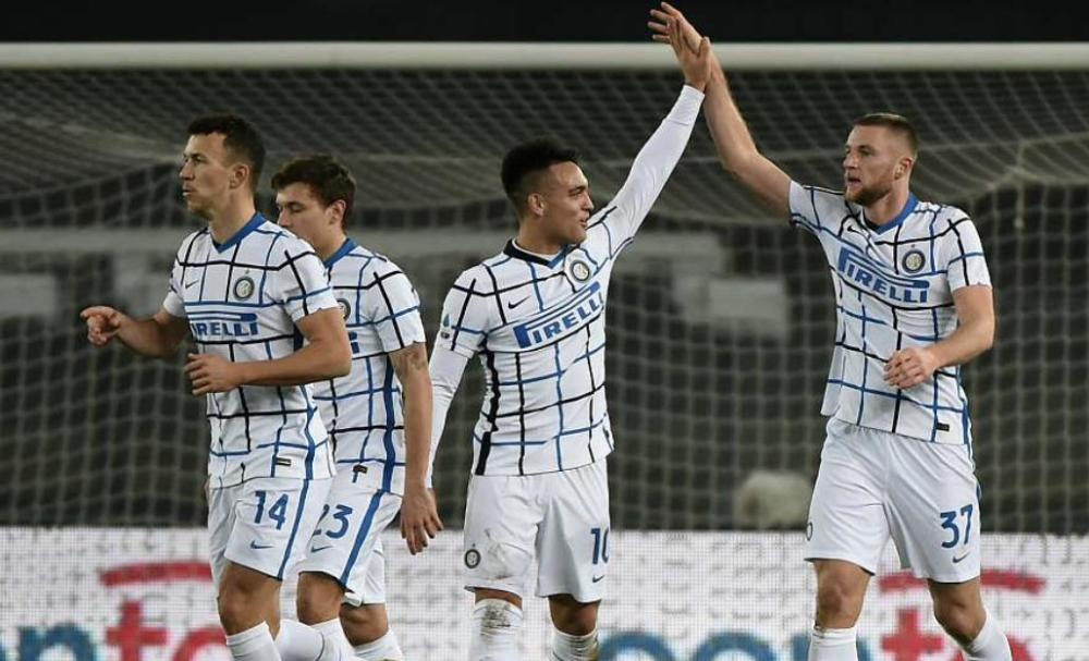 雷火电竞亚洲先驱-AC米兰客场告捷，连续保持领跑积分榜的简单介绍