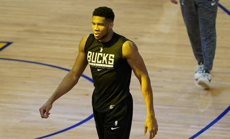 雷火电竞亚洲先驱-灰熊翻盘山东队，字母哥高光表现