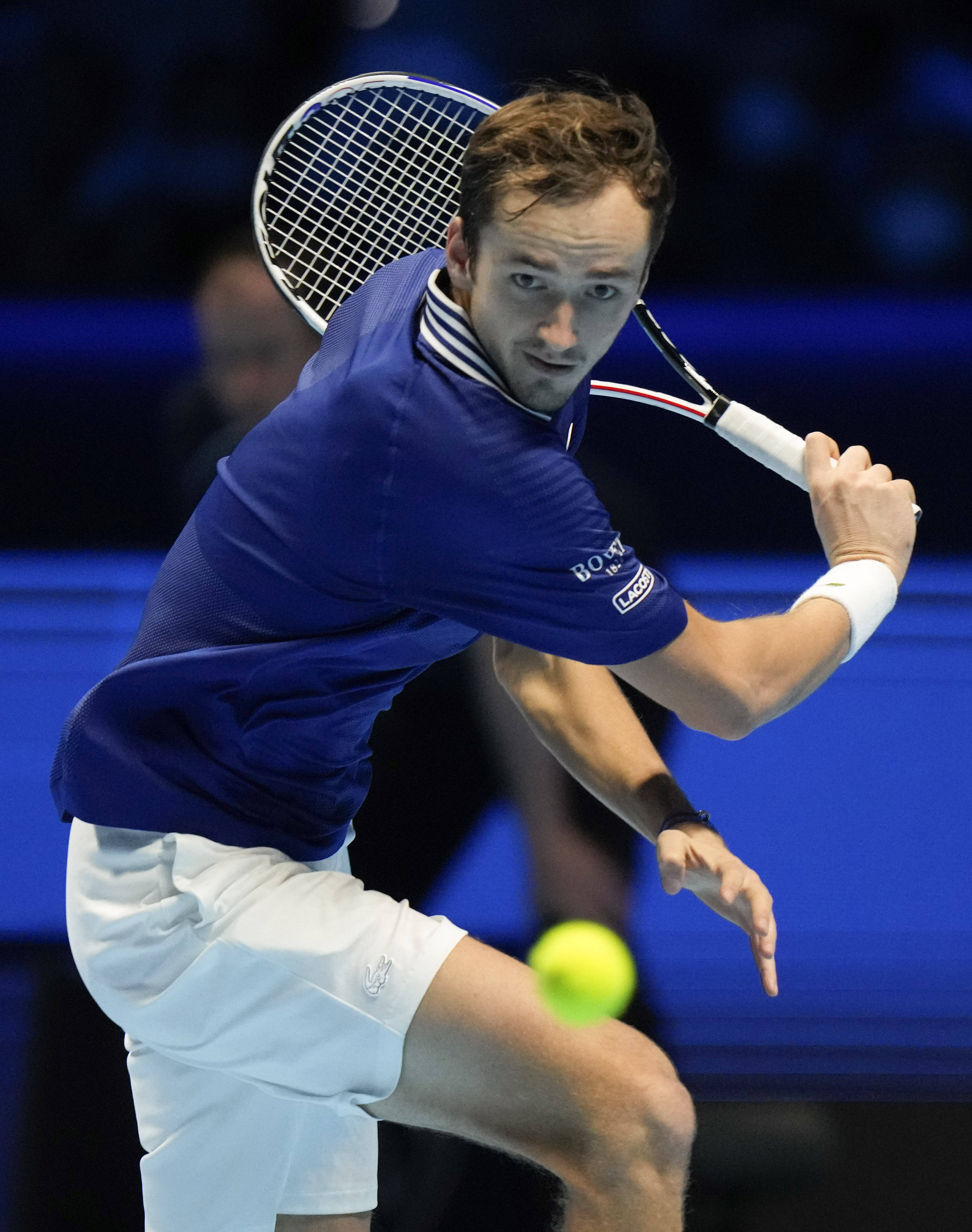 雷火电竞入驻-拉沃尔杯翻盘ATP总决赛，梅德韦杰夫关键制胜