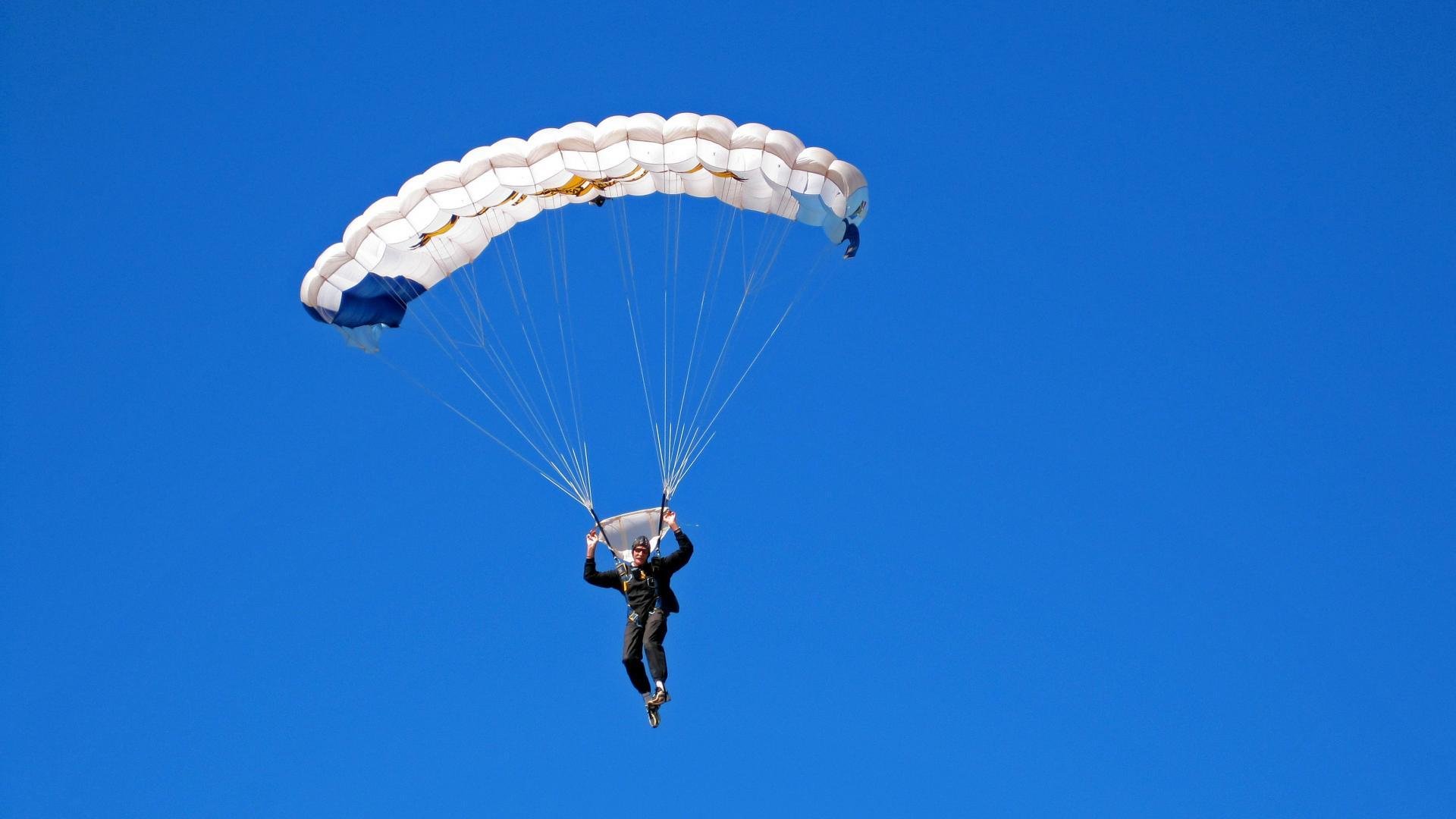 莫兰特，撕裂纽约防线的时间窃贼