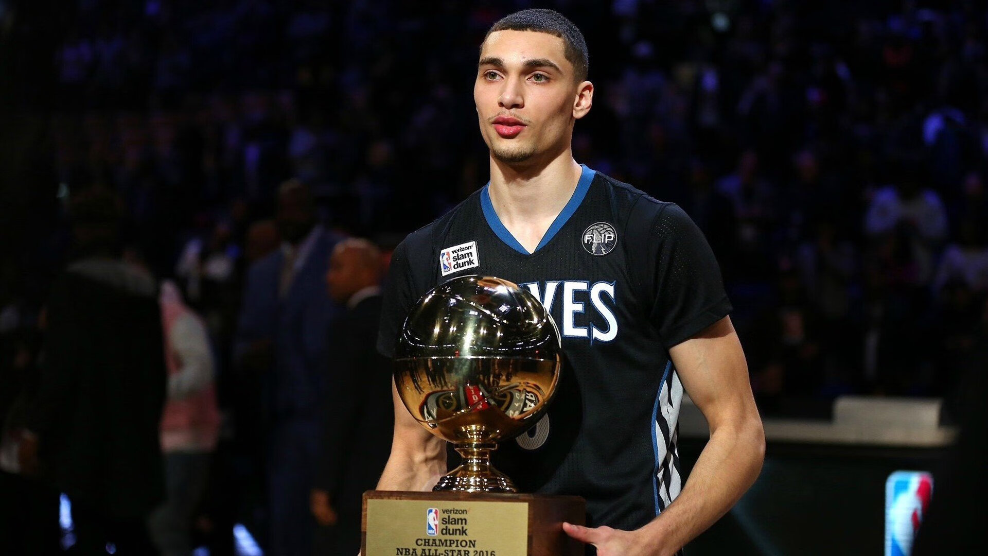 德文·布克，终场前的艺术大师，火箭力克尼克斯的定海神针