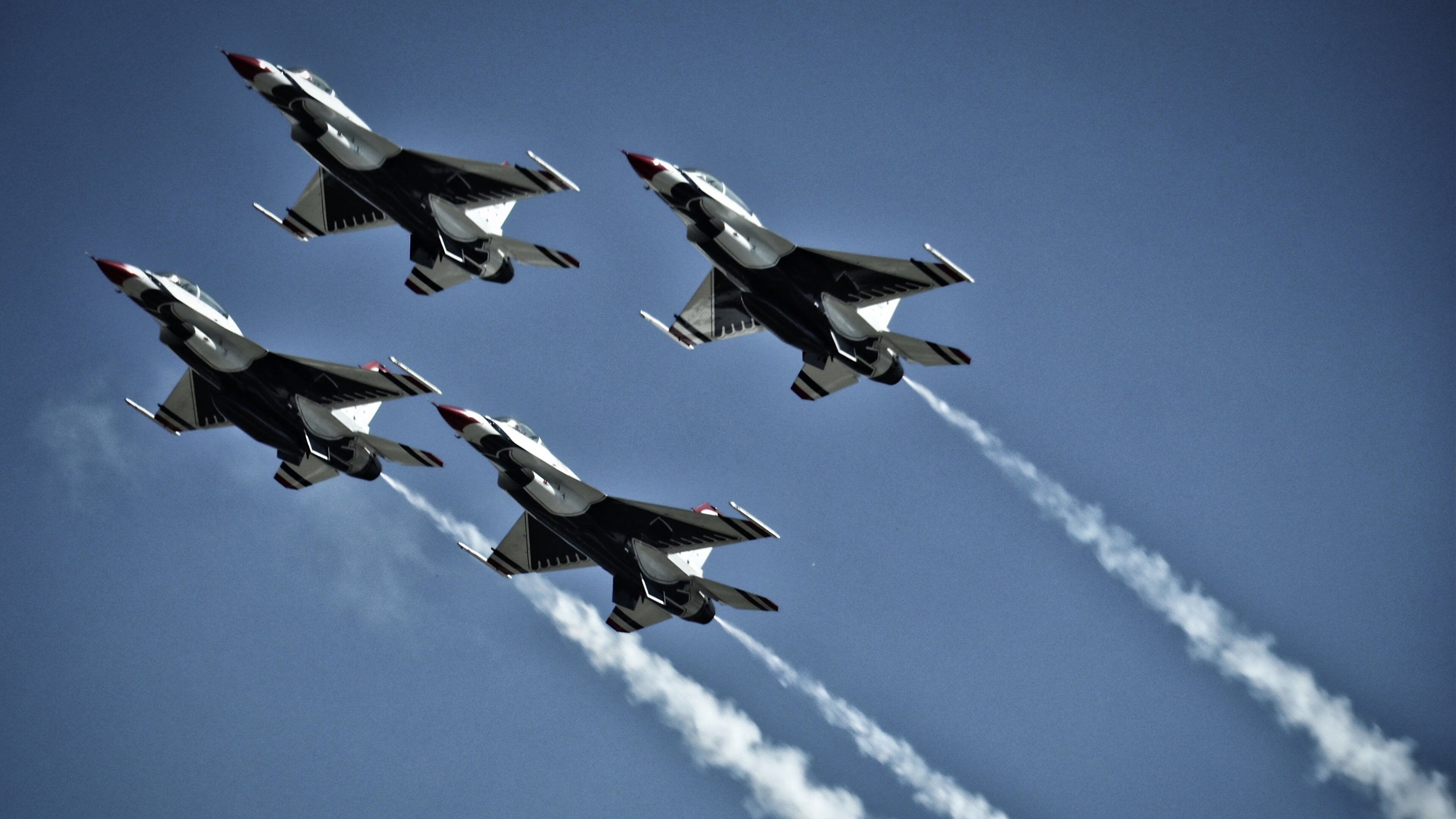 新领袖的诞生，厄德高一传一射导演奇迹，喀麦隆军团击溃国际米兰隐喻新时代